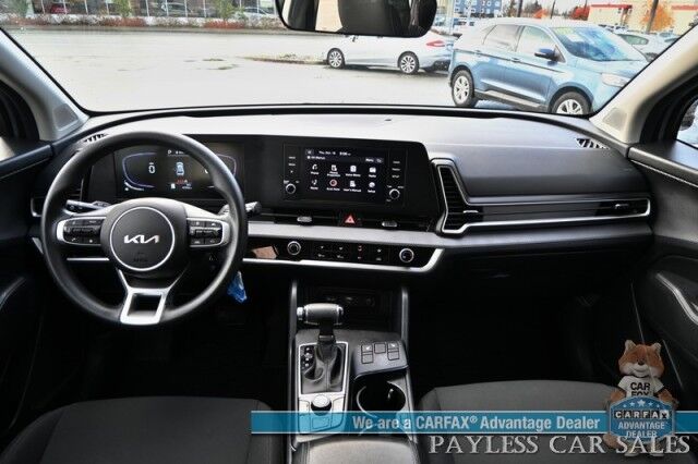 2023 Kia Sportage LX / AWD / Heated Premium Cloth Seats / Lane Departure & Forward Collision Alert / Apple CarPlay & Android Auto / USB Input / Back Up Camera / Cruise Control / Keyless Entry / 26 MPG / 1-Owner Anchorage AK