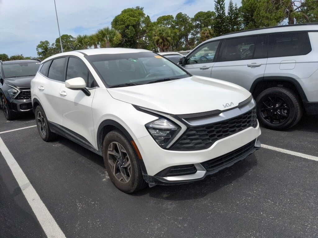 2023 Kia Sportage LX Oshkosh WI