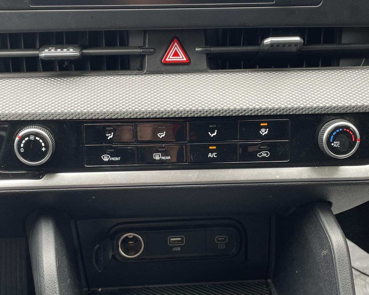 2023 Kia Sportage LX Sport Utility 4D Port Orchard WA
