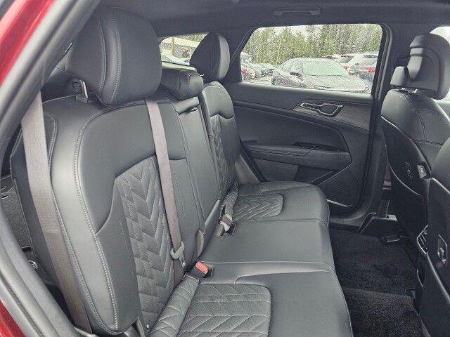2023 Kia Sportage Plug-In Hybrid X-Line Bellingham WA