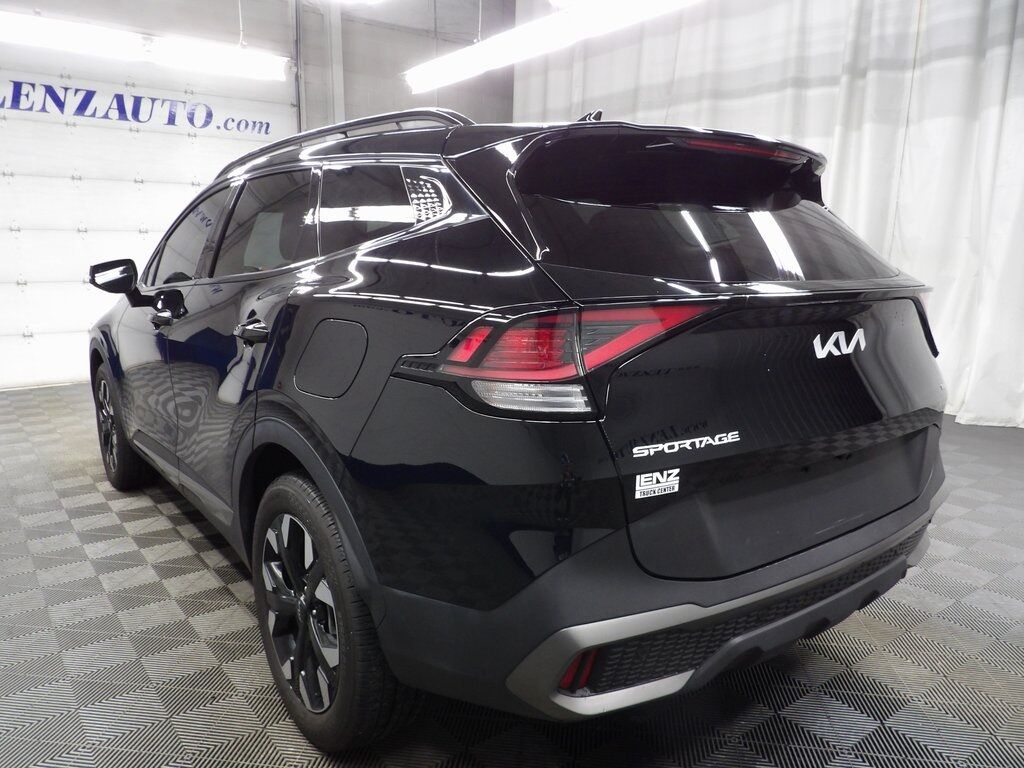2023 Kia Sportage X-Line AWD Fond du Lac WI