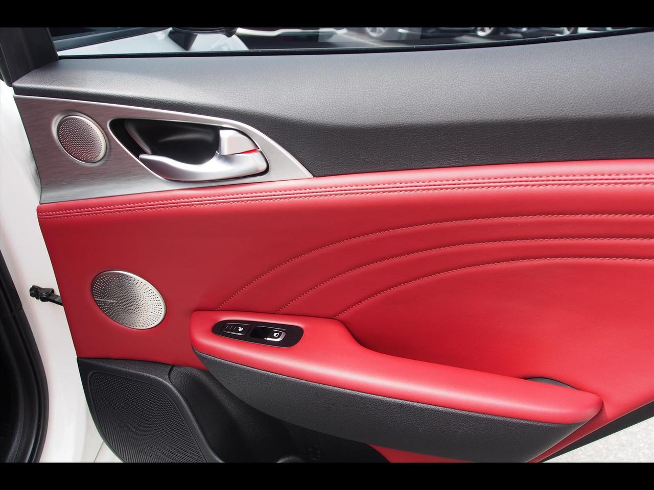 2023 Kia Stinger GT2
