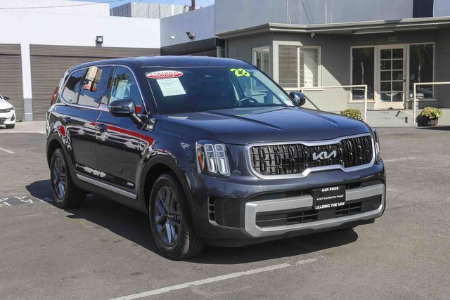 2023 Kia Telluride LX