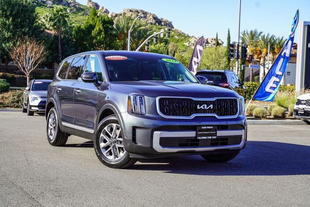 2023 Kia Telluride LX