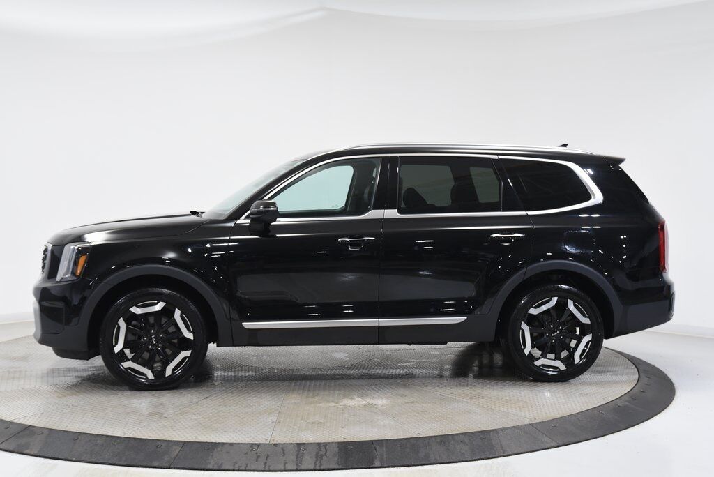 2023 Kia Telluride S Akron OH