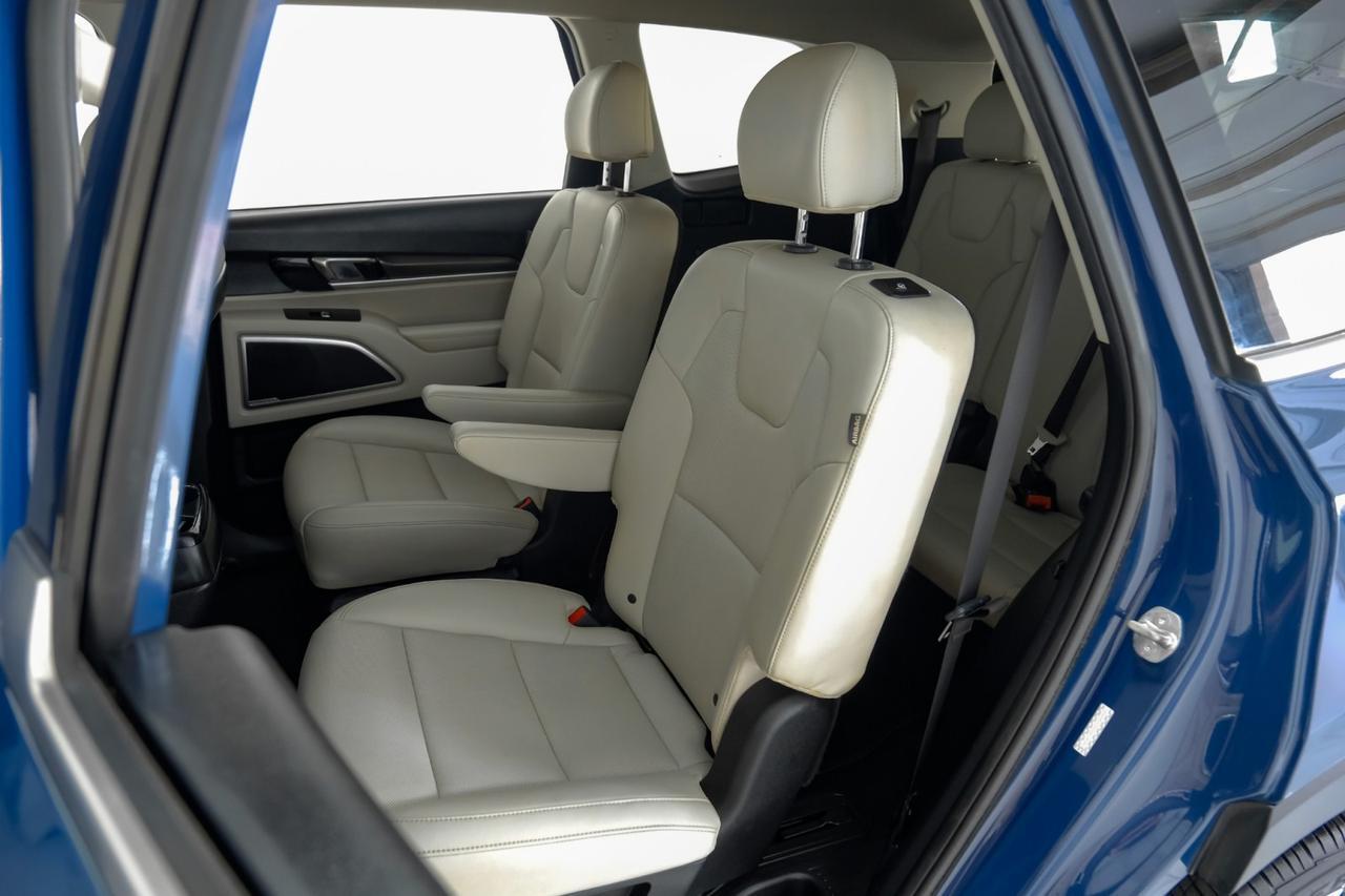 2023 Kia Telluride S BLIND SPOT ASSIST LANE KEEP ASSIST FORWARD COLLISION AVOIDANCE Carrollton TX