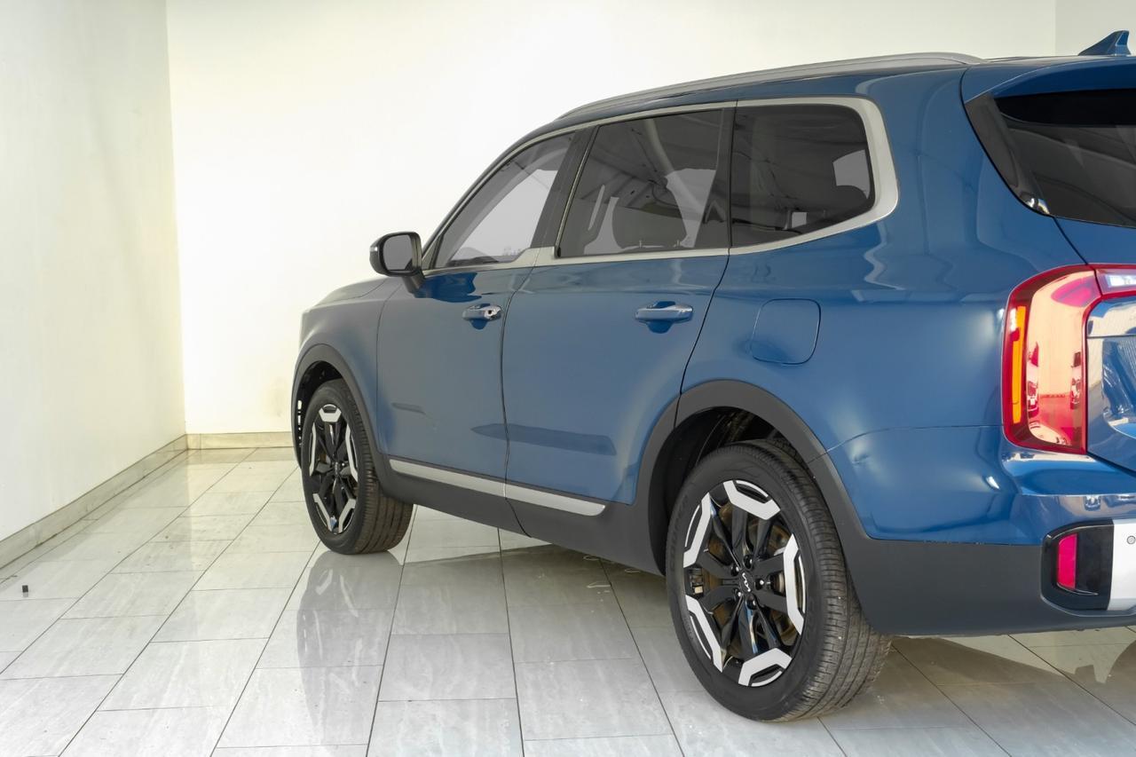 2023 Kia Telluride S BLIND SPOT ASSIST LANE KEEP ASSIST FORWARD COLLISION AVOIDANCE Carrollton TX