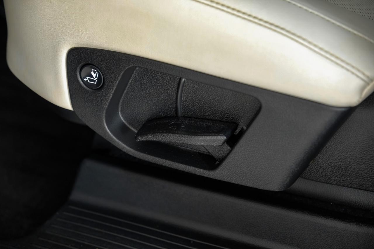 2023 Kia Telluride S BLIND SPOT ASSIST LANE KEEP ASSIST FORWARD COLLISION AVOIDANCE Carrollton TX