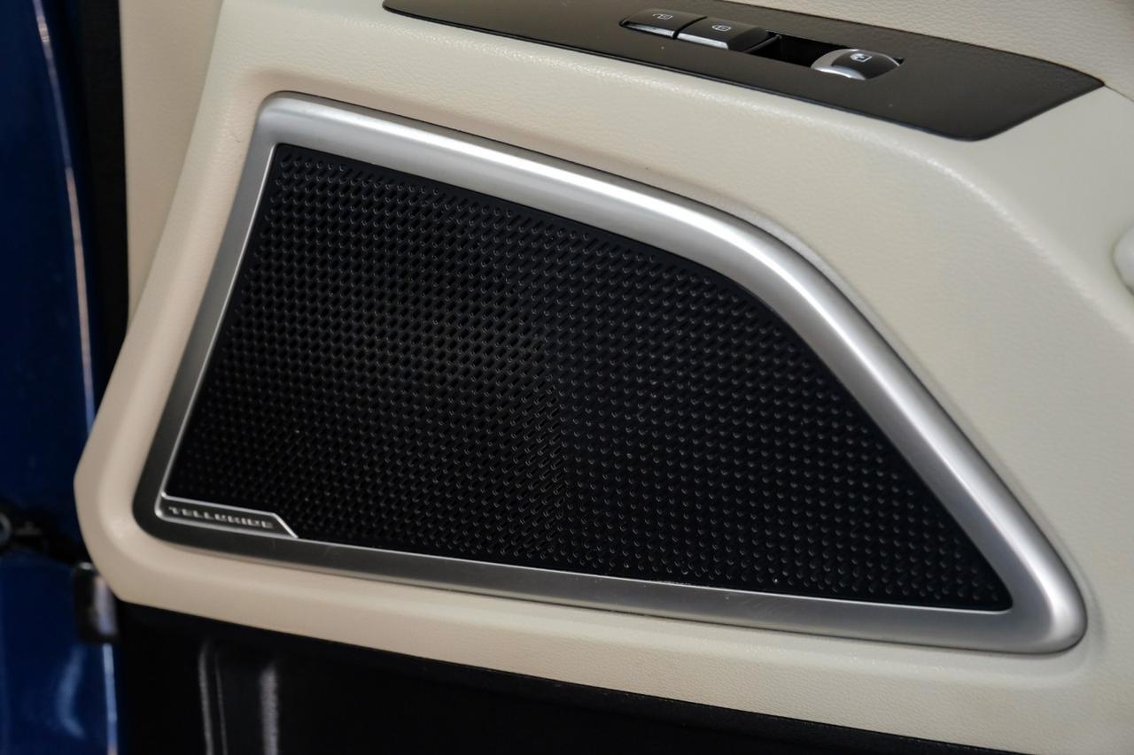 2023 Kia Telluride S BLIND SPOT ASSIST LANE KEEP ASSIST FORWARD COLLISION AVOIDANCE Carrollton TX