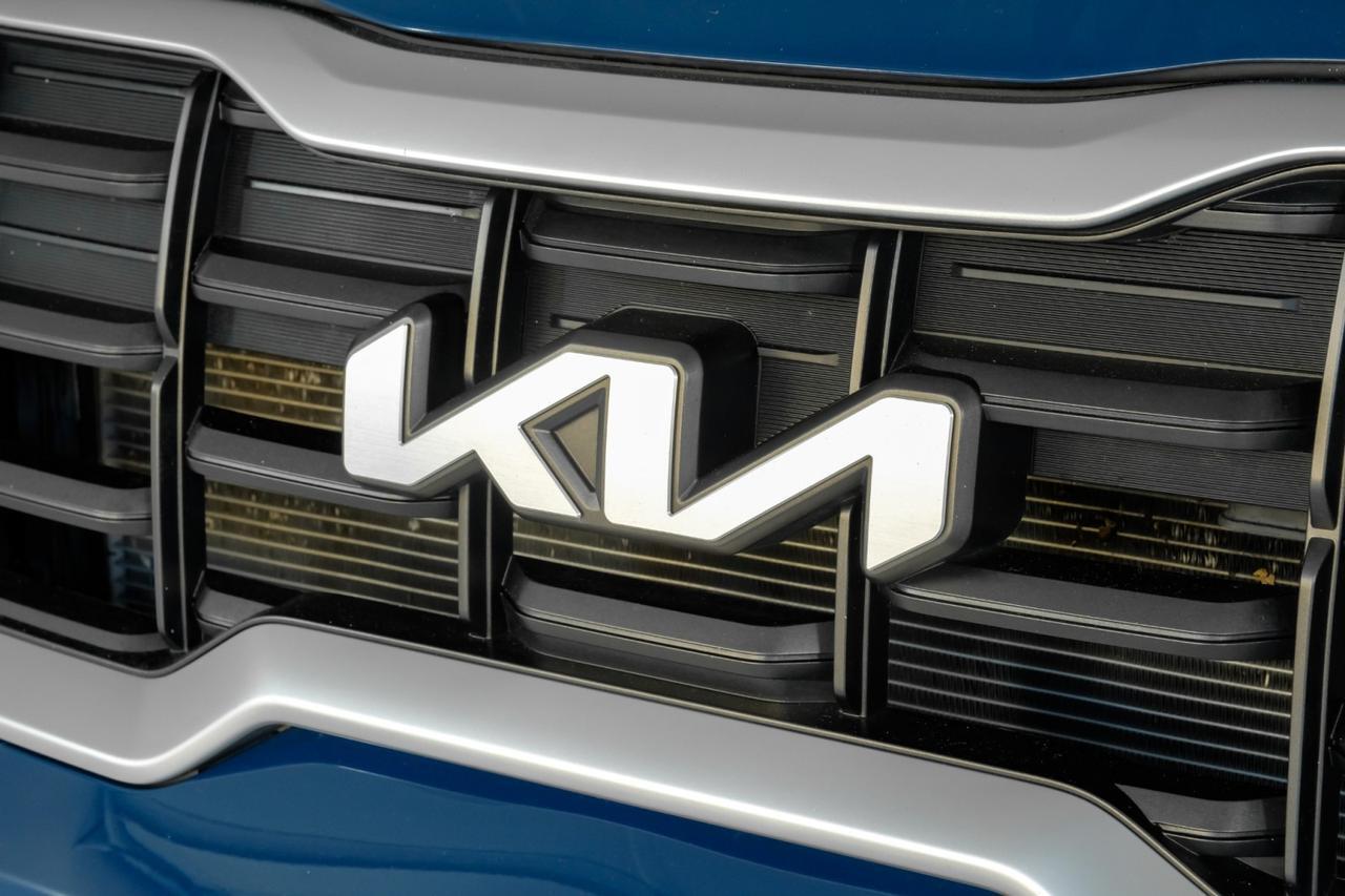 2023 Kia Telluride S BLIND SPOT ASSIST LANE KEEP ASSIST FORWARD COLLISION AVOIDANCE Carrollton TX