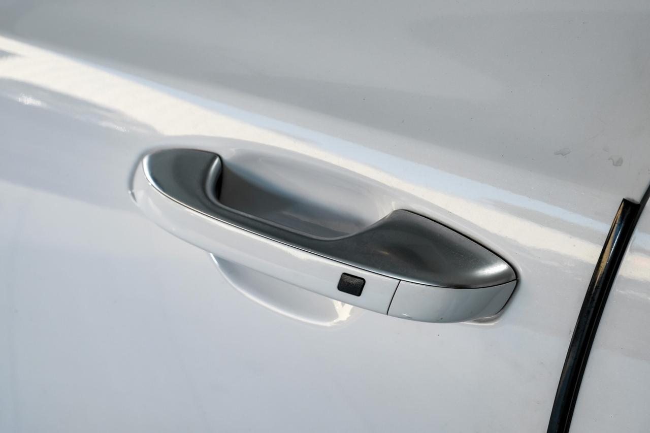 2023 Kia Telluride S BLIND SPOT ASSIST LANE KEEP ASSIST FORWARD COLLISION AVOIDANCE Carrollton TX