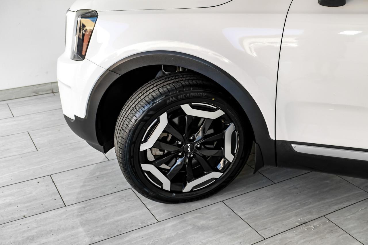 2023 Kia Telluride S BLIND SPOT ASSIST LANE KEEP ASSIST FORWARD COLLISION AVOIDANCE NAVIGATION SUNROOF Carrollton TX