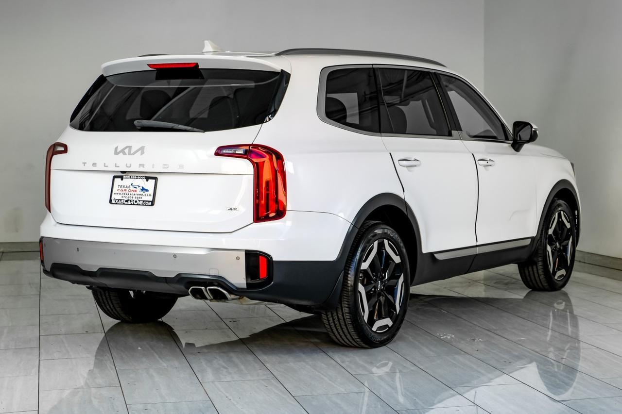 2023 Kia Telluride S BLIND SPOT ASSIST LANE KEEP ASSIST FORWARD COLLISION AVOIDANCE NAVIGATION SUNROOF Carrollton TX