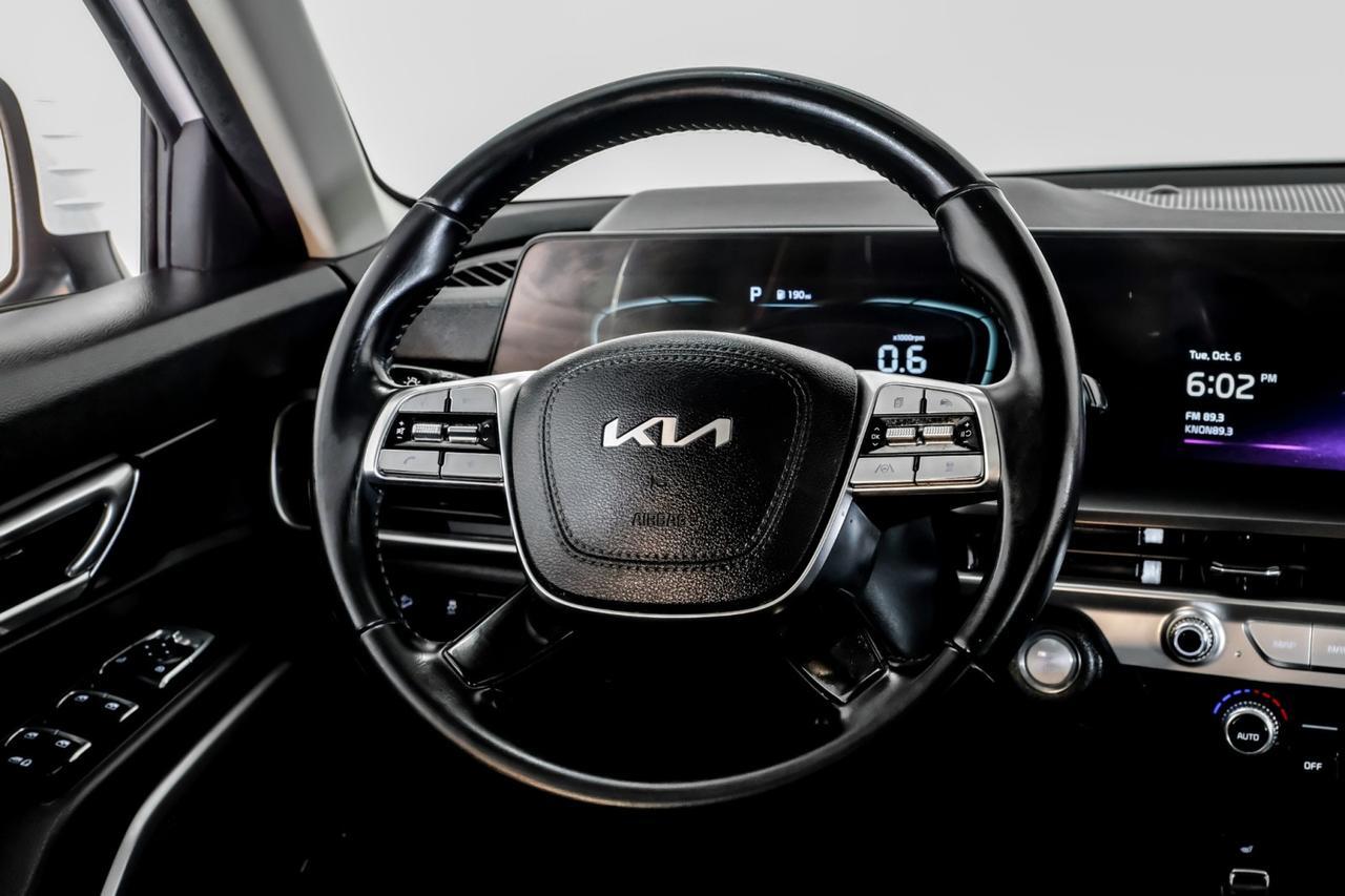 2023 Kia Telluride S BLIND SPOT ASSIST LANE KEEP ASSIST FORWARD COLLISION AVOIDANCE NAVIGATION SUNROOF Carrollton TX