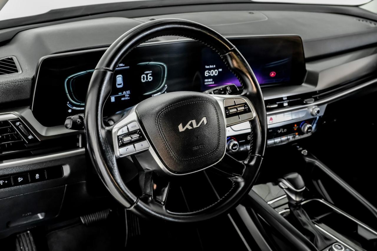 2023 Kia Telluride S BLIND SPOT ASSIST LANE KEEP ASSIST FORWARD COLLISION AVOIDANCE NAVIGATION SUNROOF Carrollton TX