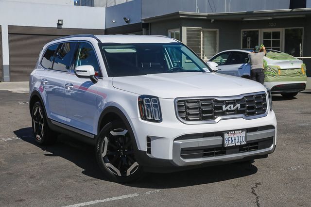 2023 Kia Telluride S