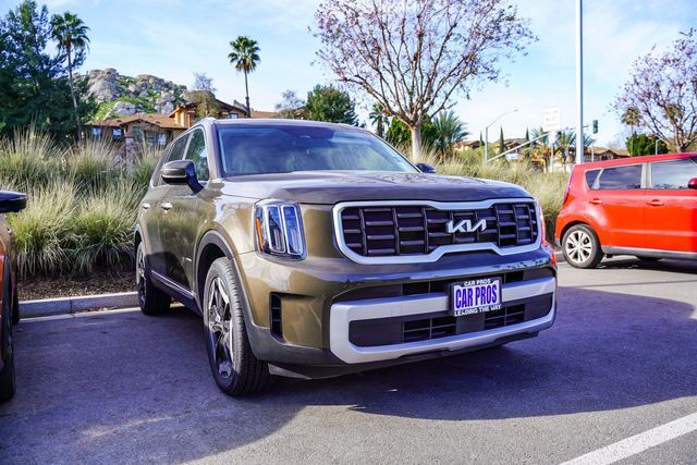 2023 Kia Telluride S