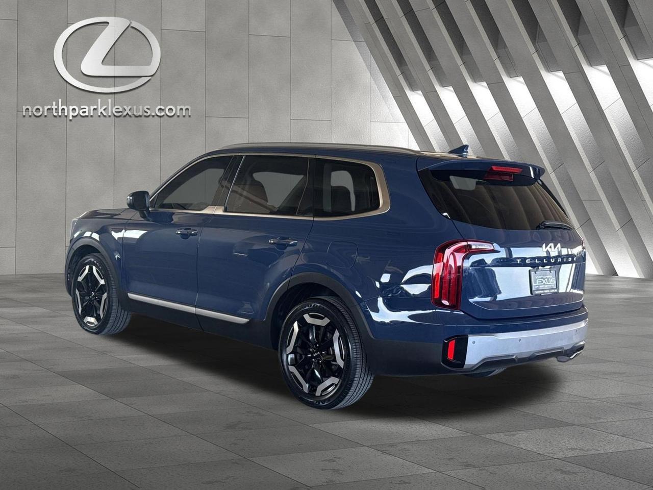 2023 Kia Telluride S