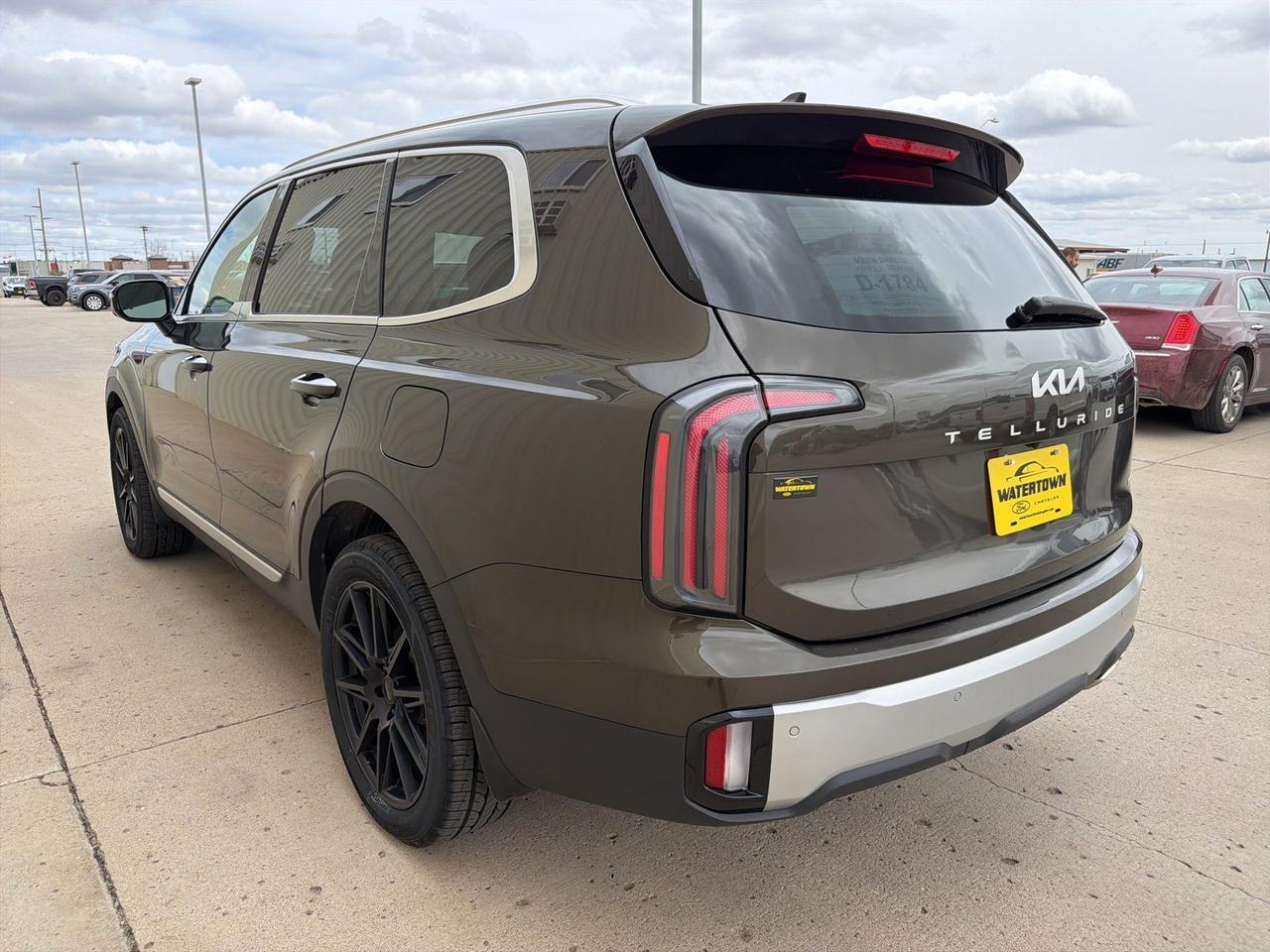 2023 Kia Telluride SX Watertown SD