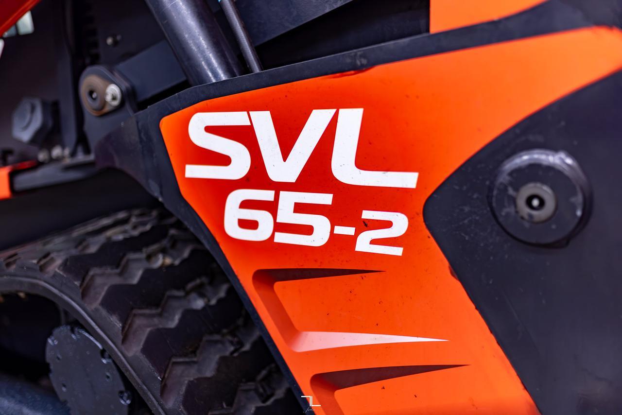 2023 Kubota SVL65-2 Track Skid Steer Loader Bucket Diesel Red Deer AB