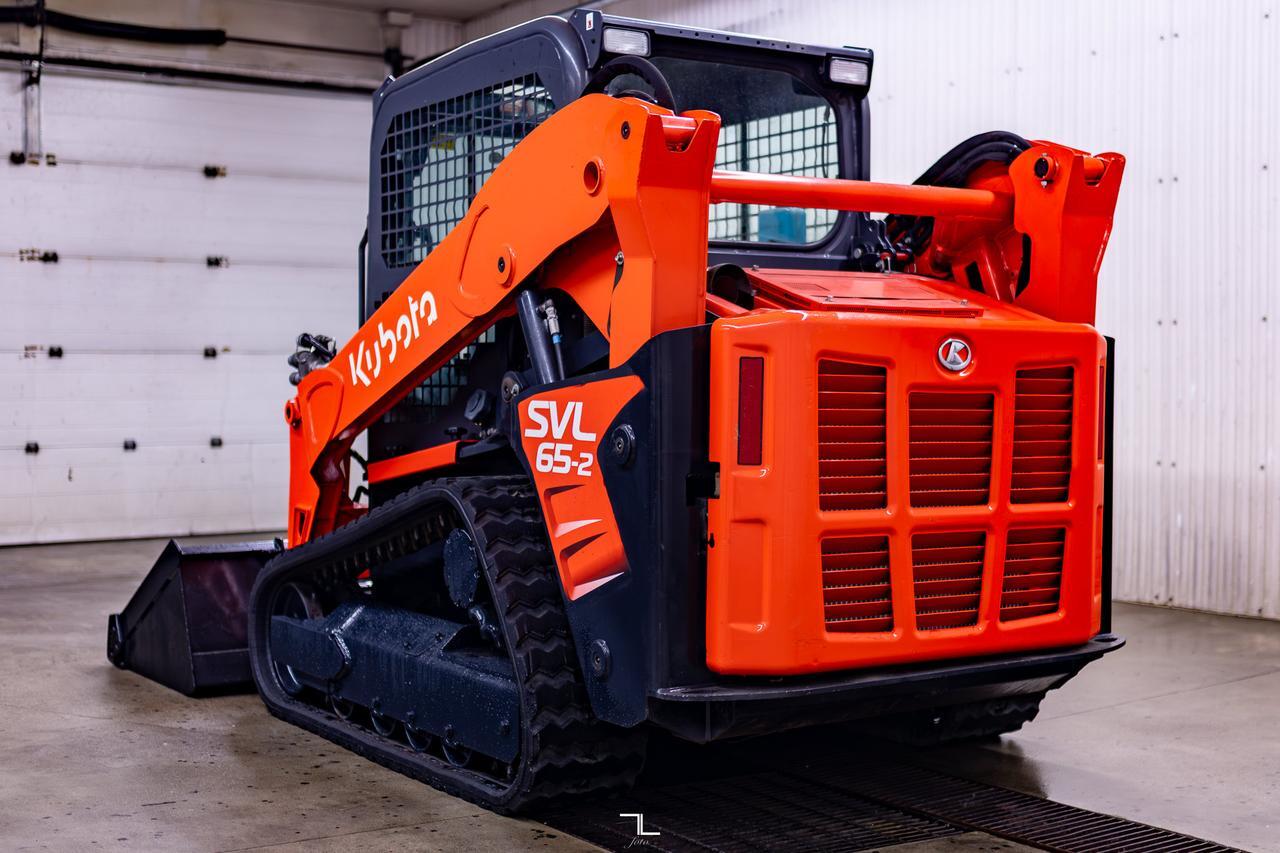2023 Kubota SVL65-2 Track Skid Steer Loader Bucket Diesel Red Deer AB