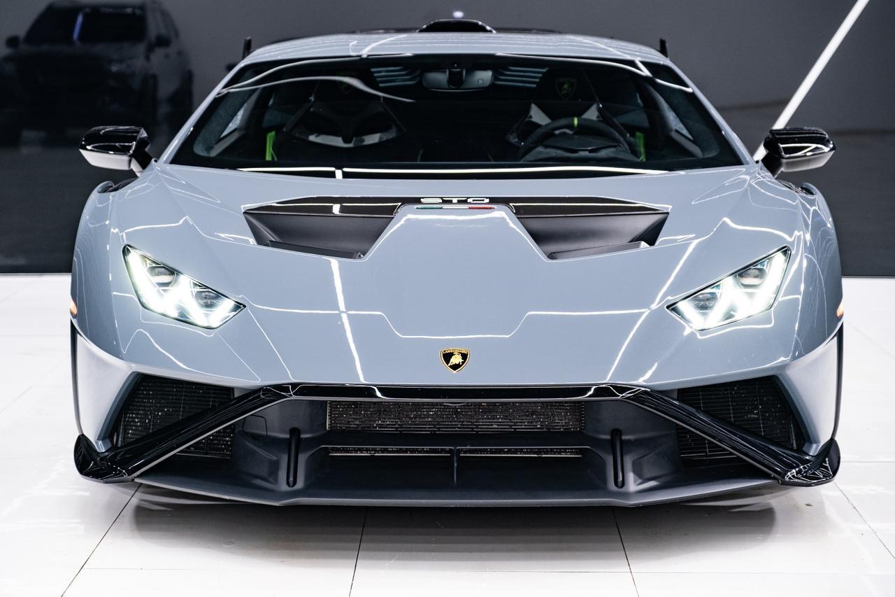 2023 LAMBORGHINI Huracan STO Miami FL