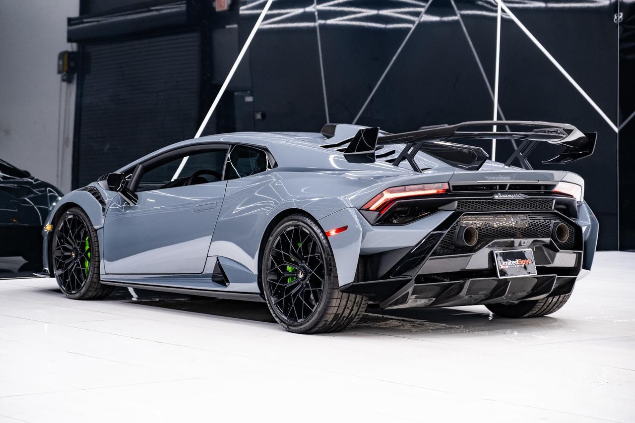 2023 LAMBORGHINI Huracan STO Miami FL