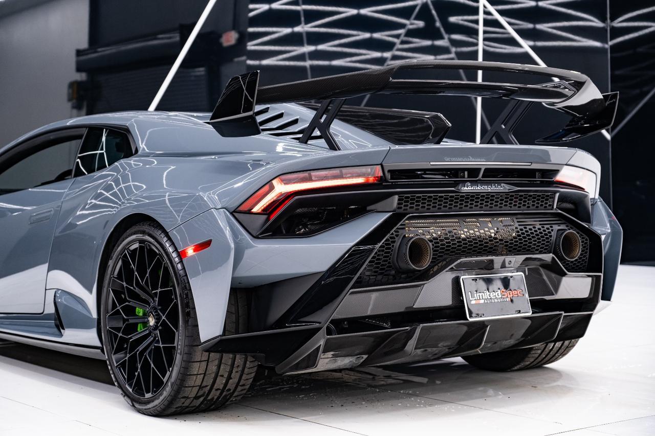 2023 LAMBORGHINI Huracan STO Miami FL