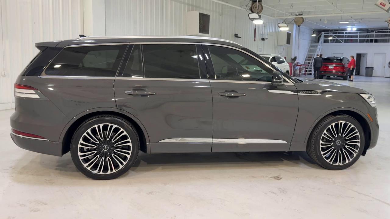 2023 LINCOLN Aviator Black Label