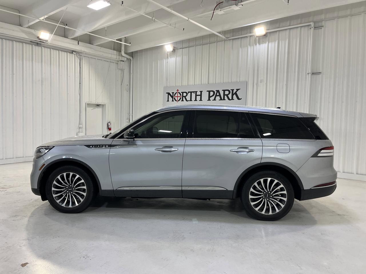 2023 LINCOLN Aviator Standard