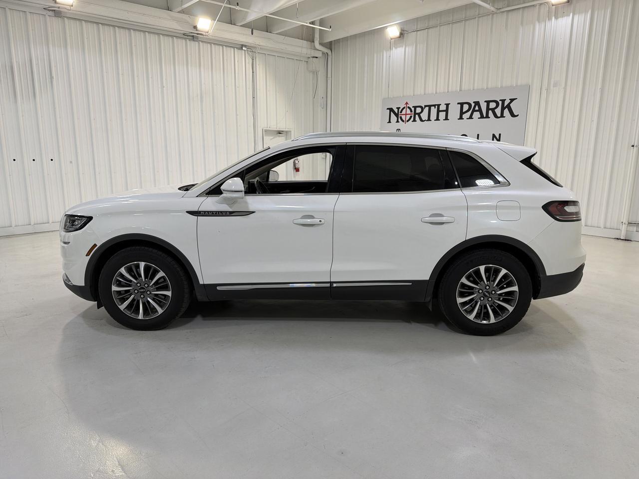 2023 LINCOLN Nautilus Standard