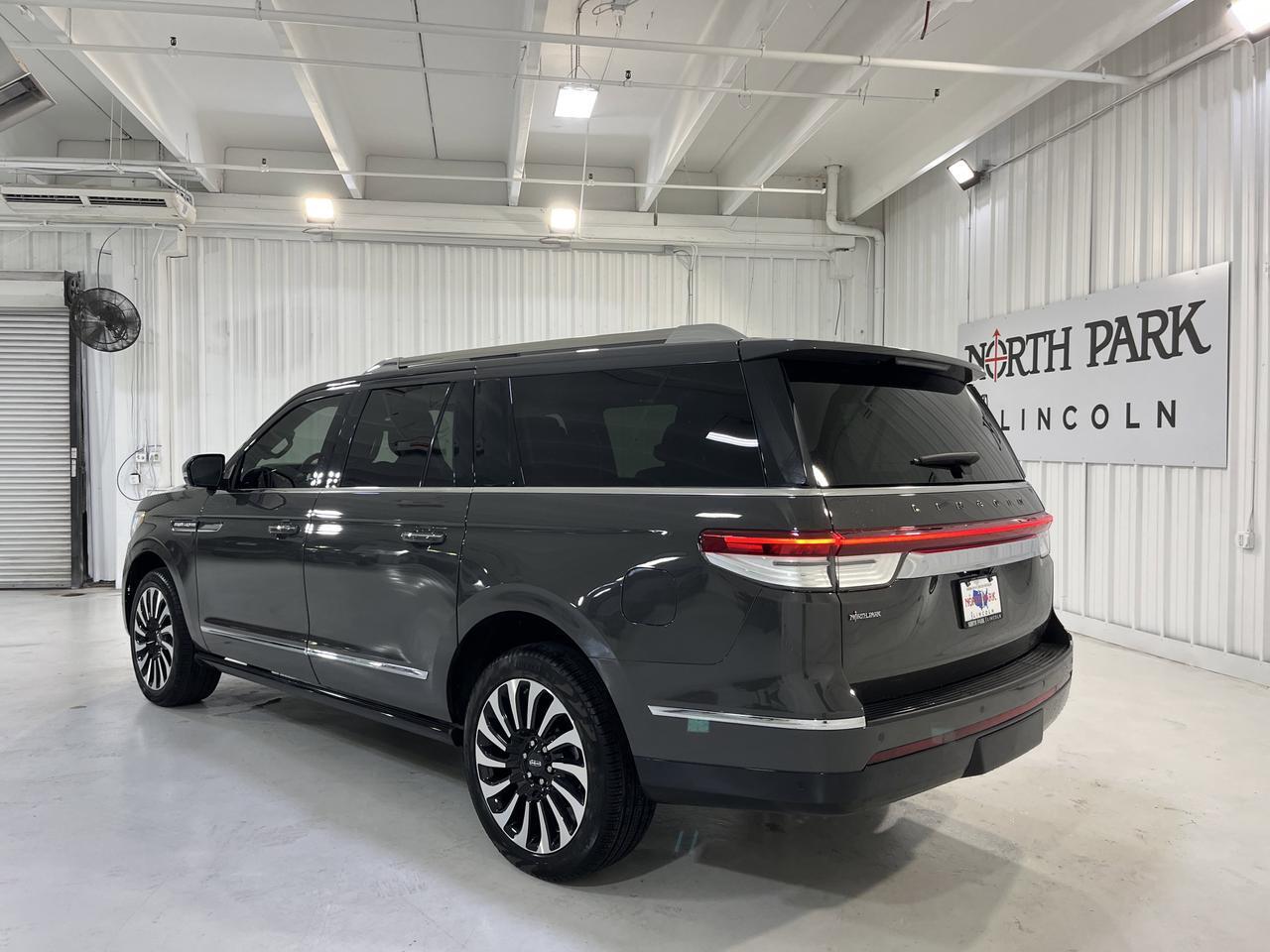 2023 LINCOLN Navigator L Black Label