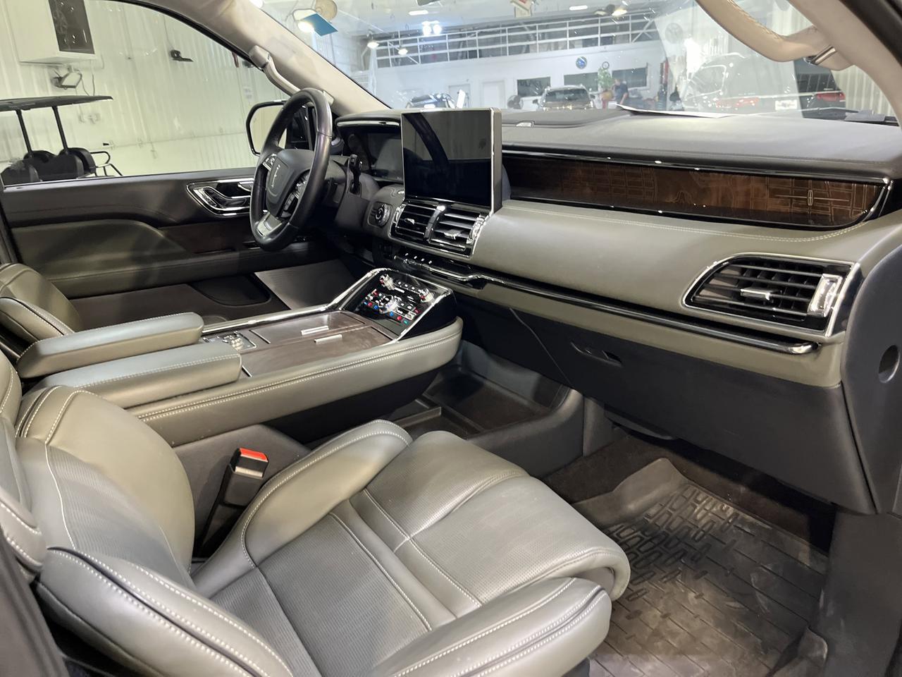 2023 LINCOLN Navigator L Black Label San Antonio TX