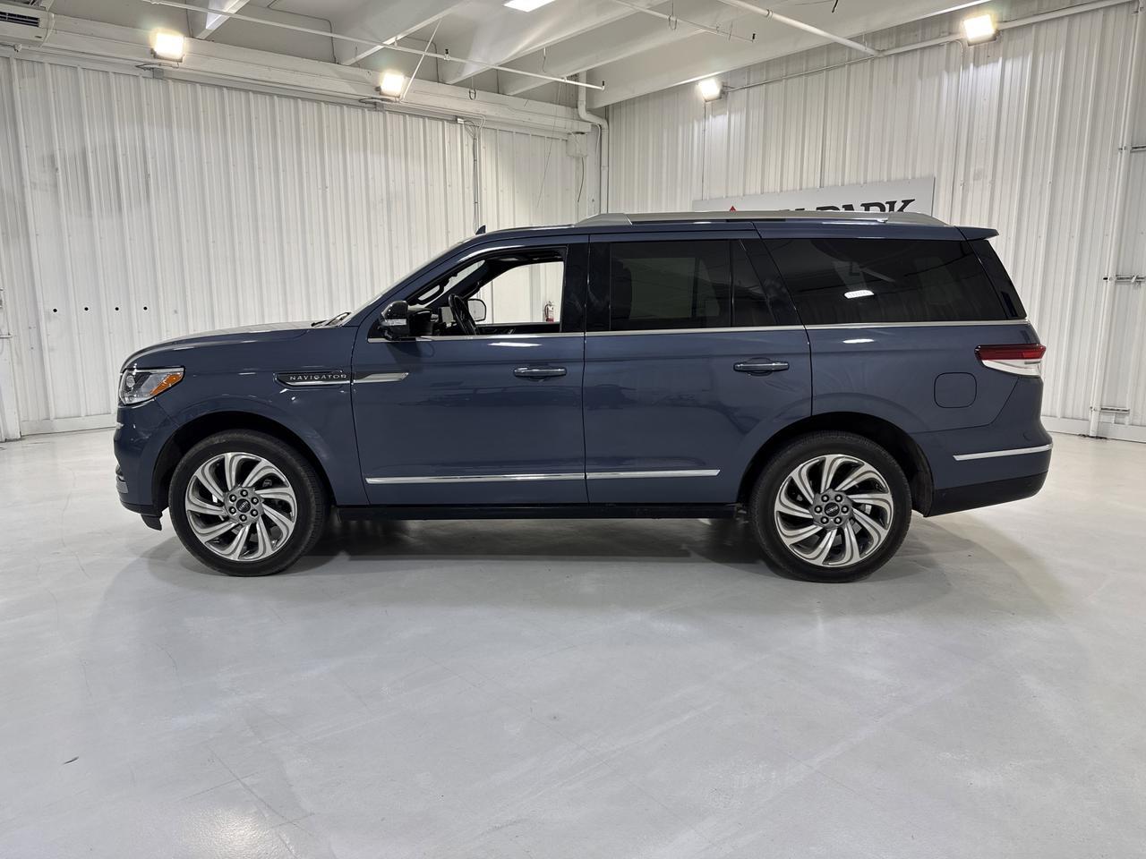 2023 LINCOLN Navigator Reserve San Antonio TX