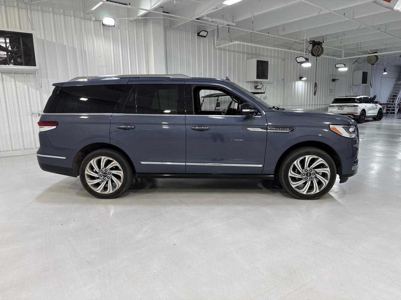 2023 LINCOLN Navigator Reserve San Antonio TX