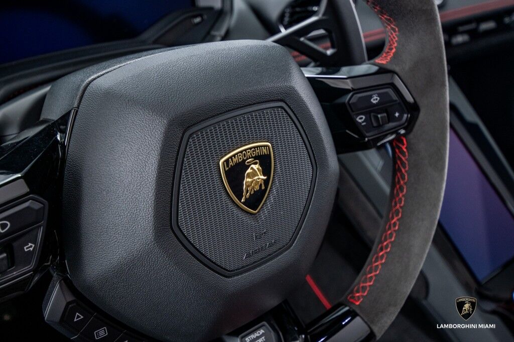 2023 Lamborghini Huracan EVO North Miami Beach FL