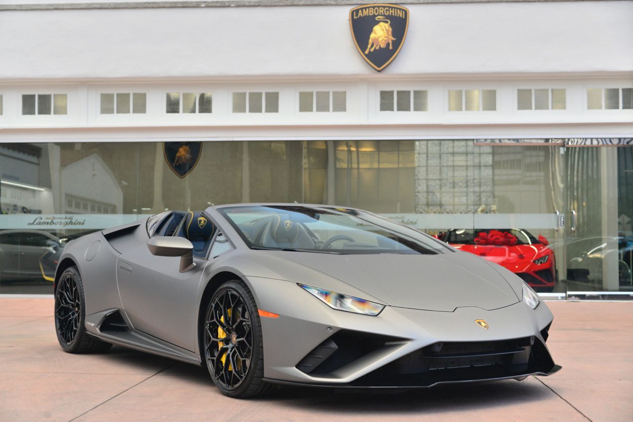 2023 Lamborghini Huracan EVO Base Base