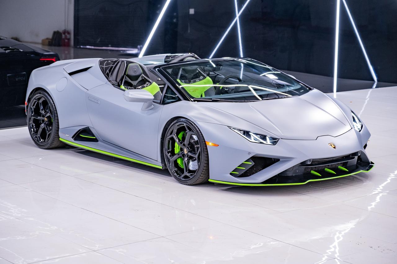 2023 Lamborghini Huracan EVO Base