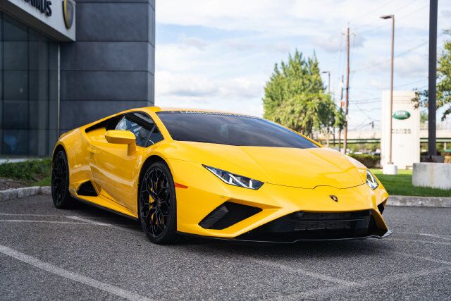 2023 Lamborghini Huracan EVO Base