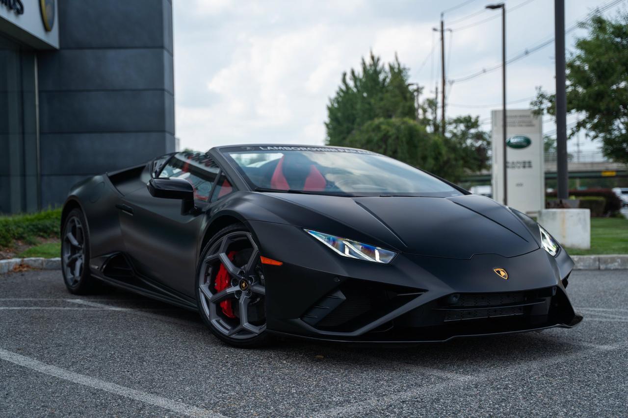 2023 Lamborghini Huracan EVO Base