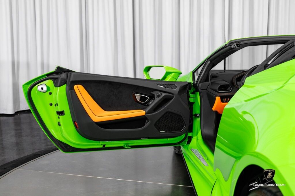 2023 Lamborghini Huracan EVO RWD Spyder North Miami Beach FL