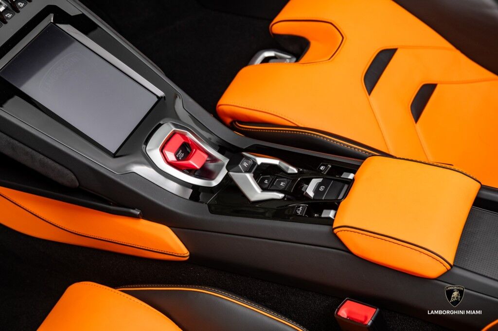 2023 Lamborghini Huracan EVO RWD Spyder North Miami Beach FL