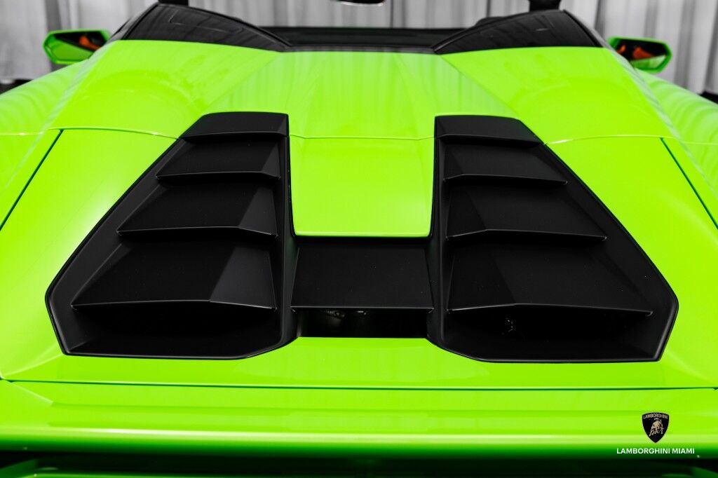 2023 Lamborghini Huracan EVO RWD Spyder North Miami Beach FL
