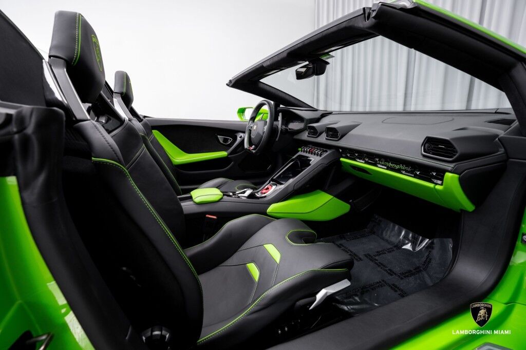 2023 Lamborghini Huracan EVO RWD Spyder North Miami Beach FL