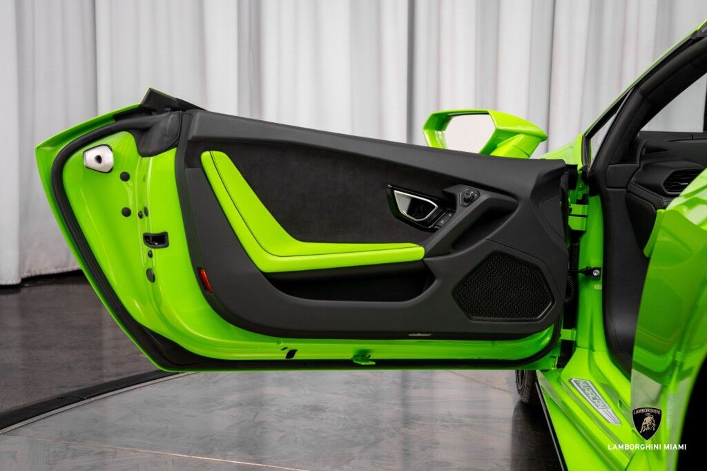 2023 Lamborghini Huracan EVO RWD Spyder North Miami Beach FL