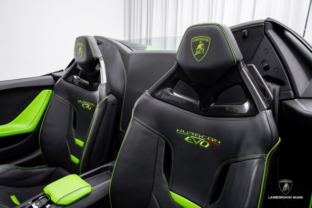 2023 Lamborghini Huracan EVO RWD Spyder North Miami Beach FL