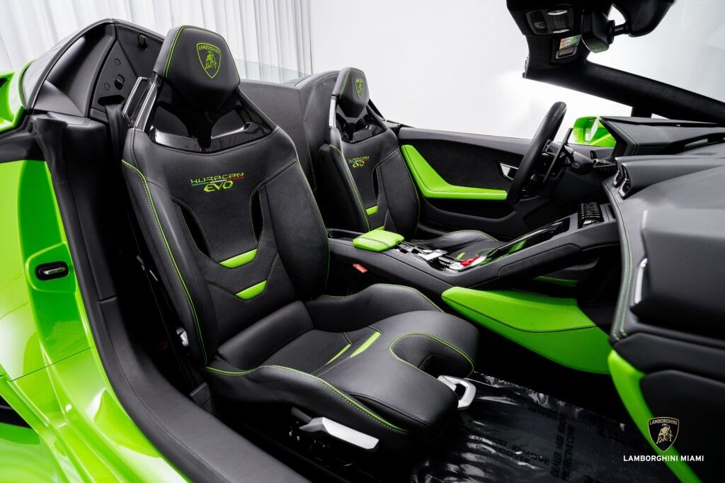 2023 Lamborghini Huracan EVO RWD Spyder North Miami Beach FL