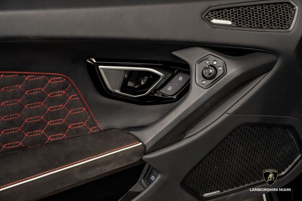 2023 Lamborghini Huracan EVO Spyder North Miami Beach FL