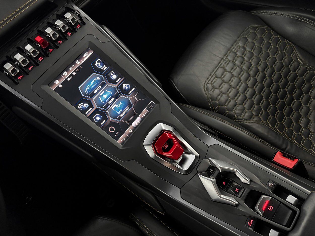 2023 Lamborghini Huracan EVO Spyder Bellevue WA