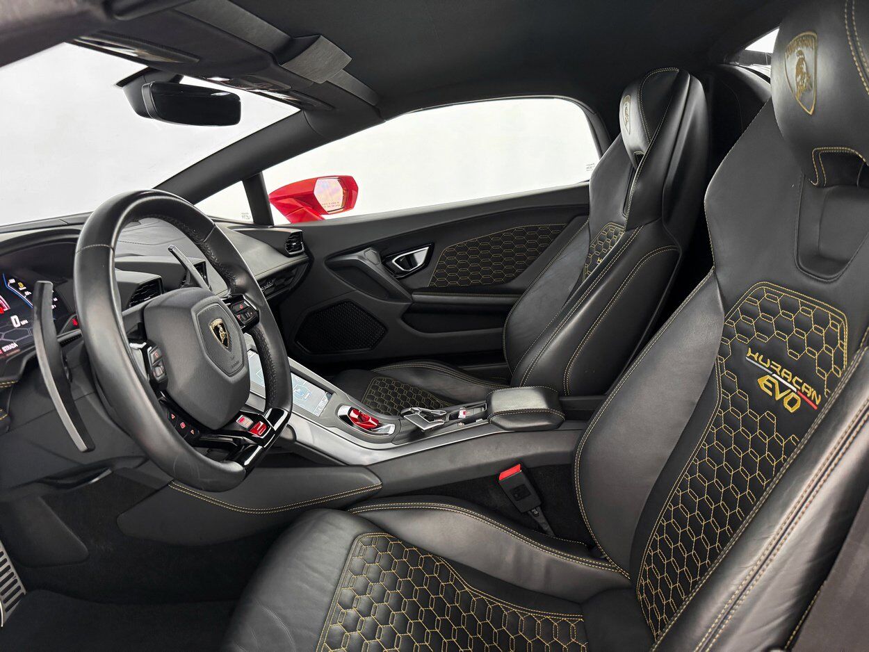 2023 Lamborghini Huracan EVO Spyder Bellevue WA